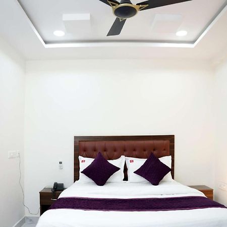Unique Homestays Kondapur  ภายนอก รูปภาพ