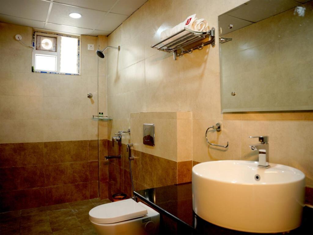 Unique Homestays Kondapur  ภายนอก รูปภาพ