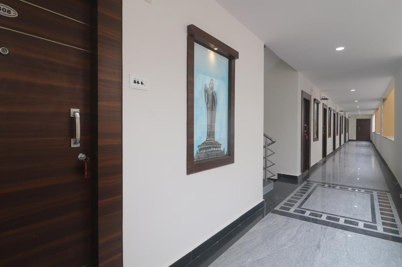 Unique Homestays Kondapur  ภายนอก รูปภาพ
