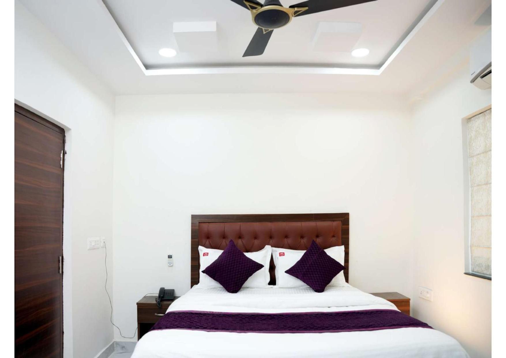 Unique Homestays Kondapur  ภายนอก รูปภาพ